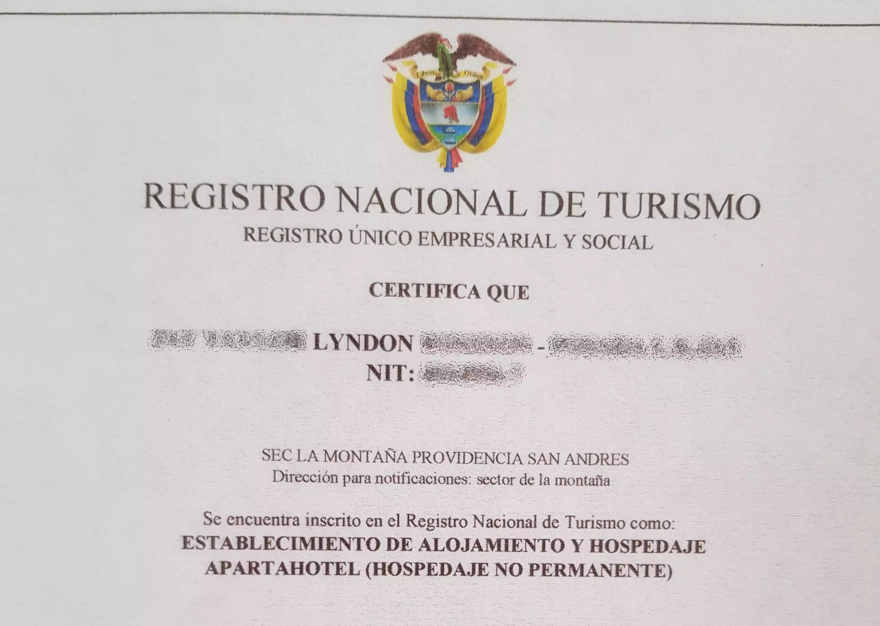 Comprobante de hospedaje habilitado.